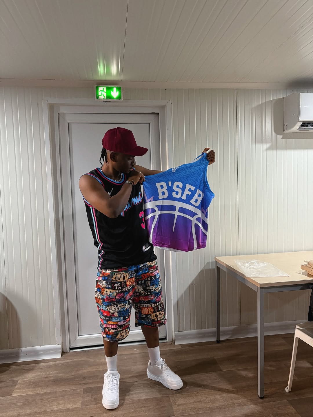 Silver DJ scène club